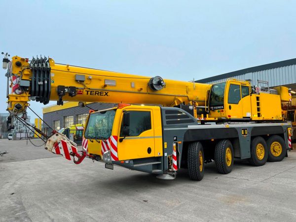 Demag AC100-4L Mobile Crane
