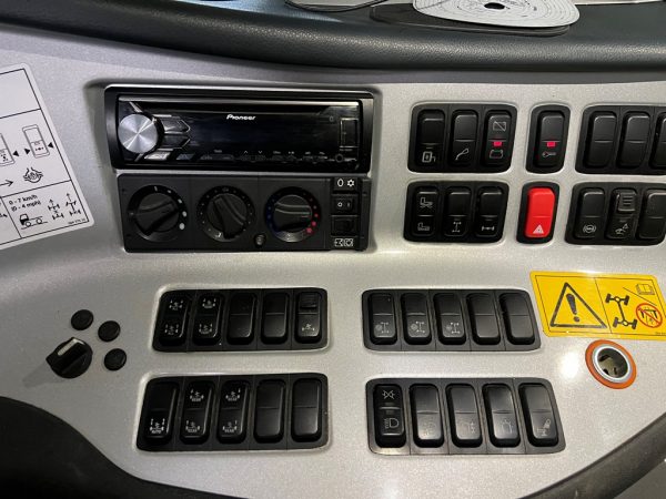 Demag AC100-4L Mobile Crane