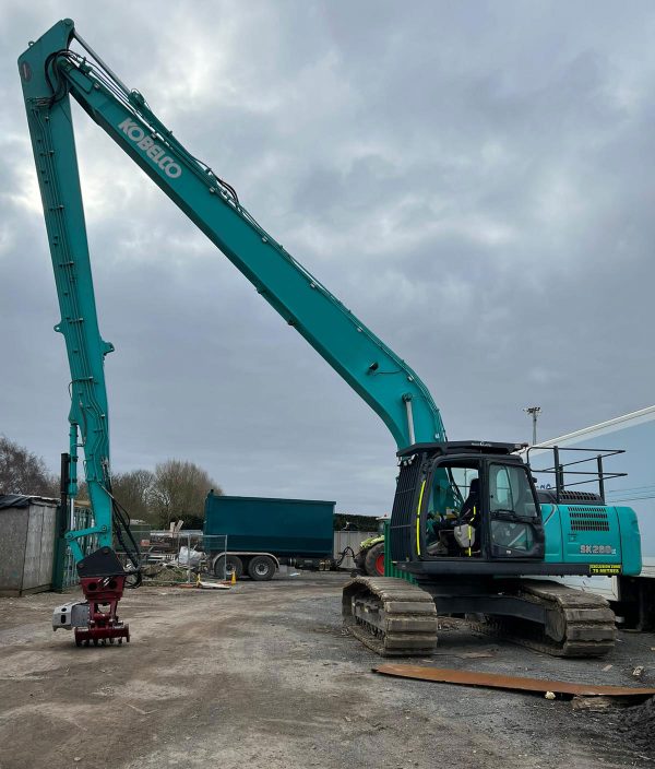 Escavadeira Kobelco SK260LC