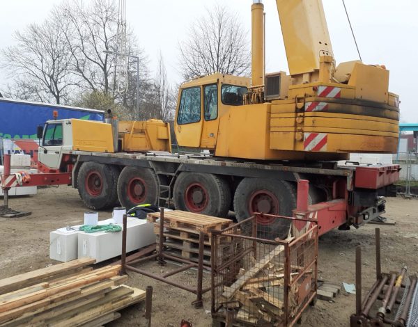 Tadano Faun ATF 60-4 Mobile Crane