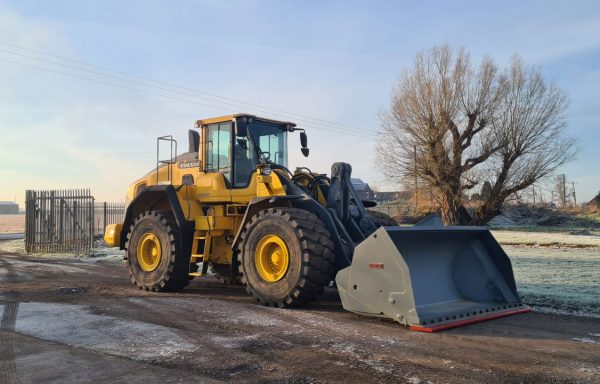 Колесный погрузчик Volvo L150H