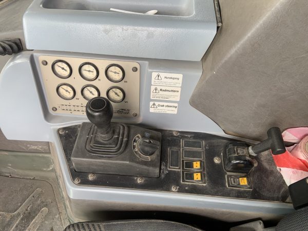 Demag AC 700 Mobile Crane