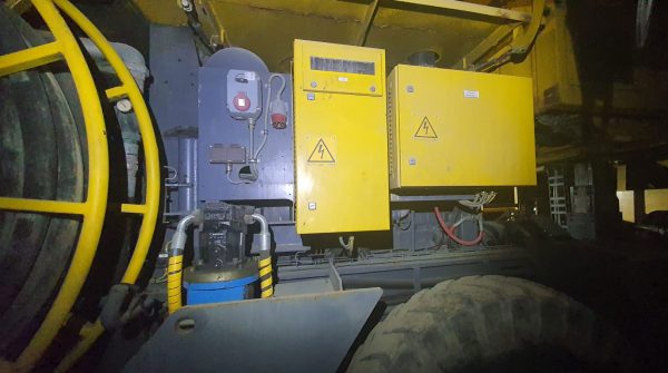 Perforadora subterránea Atlas Copco E3-C30