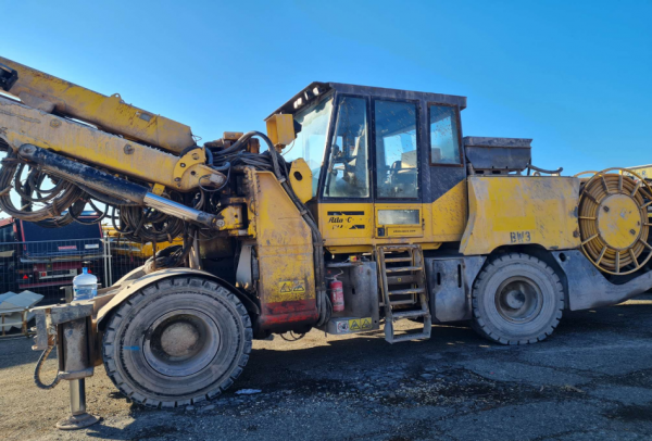 ATLAS COPCO XE3C Untertage-Gesteinsbohrer