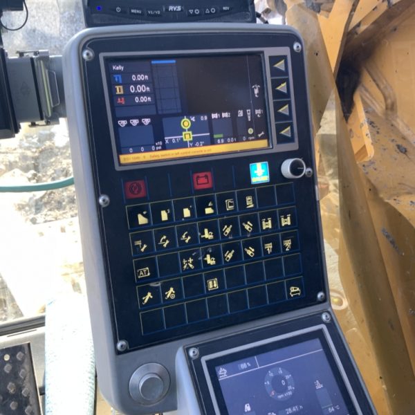 Bauer BG 26V Rotary Piling Rig