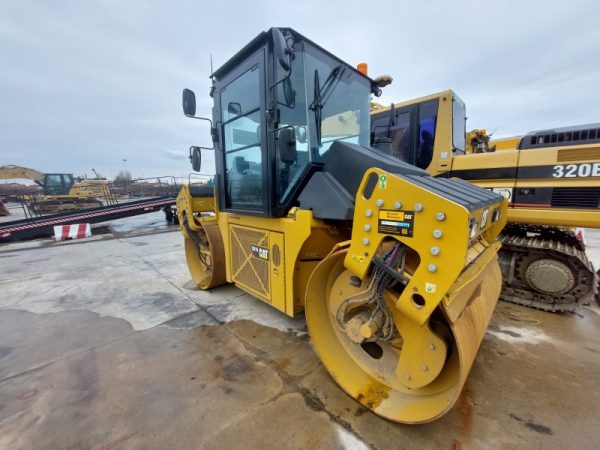 Rodillo Caterpillar CD10