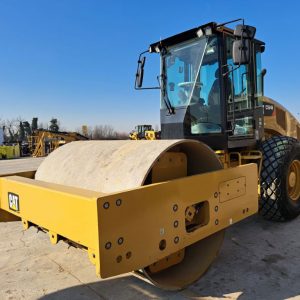 Roller Caterpillar CS64B