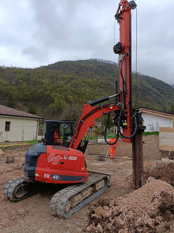 Geax EK40 Rotary Piling Rig