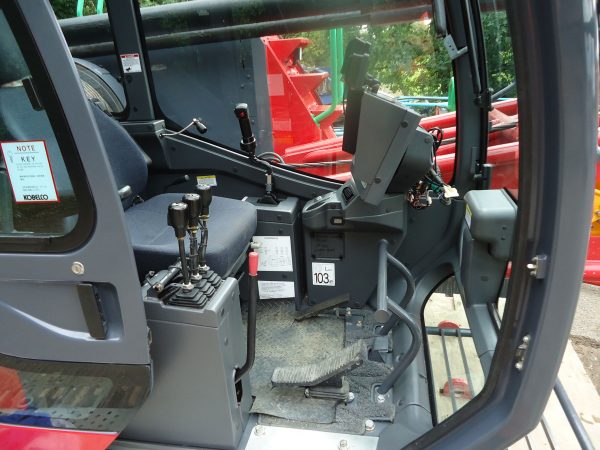 Kobelco CKE900G-3 Crawler Crane