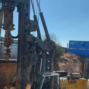 Liebherr LB28 Rotary Piling Rig