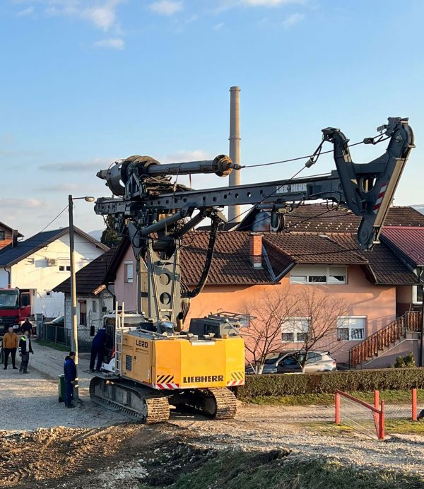 Liebherr LB20 Rotary Piling Rig