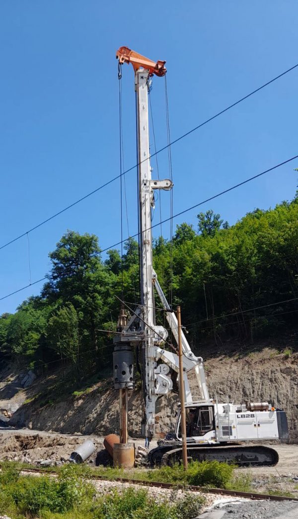 Liebherr LB28 Rotary Piling Rig
