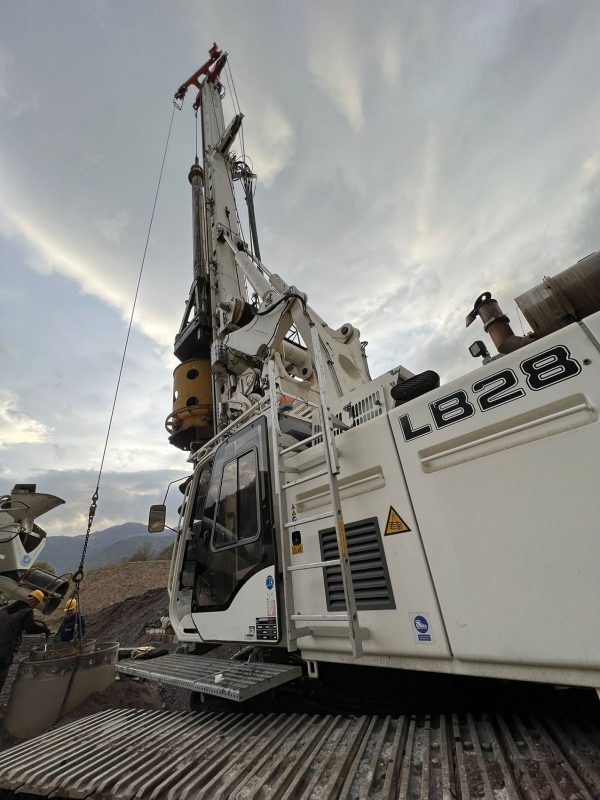 Liebherr LB28 Rotary Piling Rig