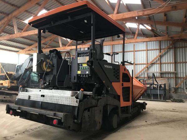 Volvo ABG P6820C PAVER