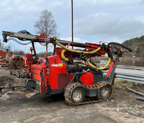 Sandvik DC301R Rock Drill