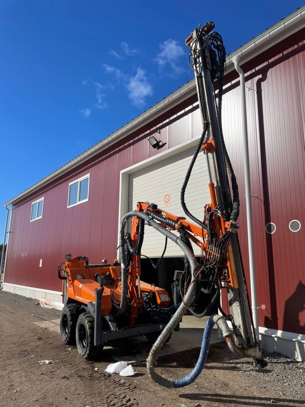 Tamrock Commando 120 RF Rock Drill