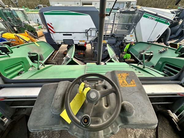 Vogele Super 1803-3i Paver