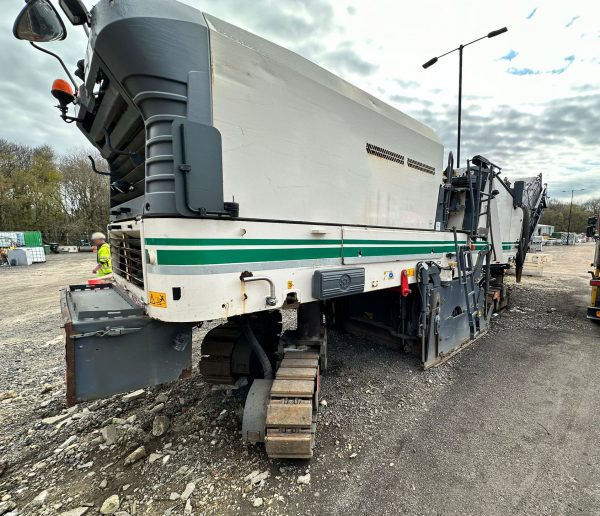Wirtgen W210i Road Planer
