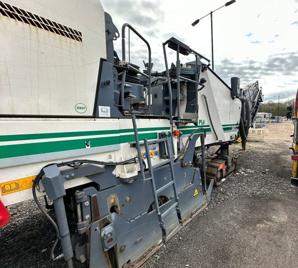 Wirtgen W210i Road Planer