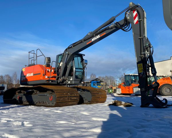 Atlas 160LC Wide Track Excavator