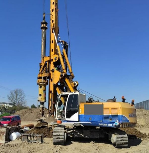 Bauer BG 15H Rotary Piling Rig