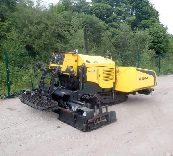 Bomag BF223 C Paver