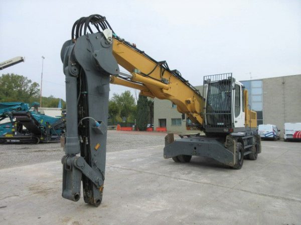 Movimentatore di materiali Liebherr A924