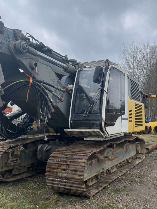 Liebherr LRB 155 Roterende heimachine