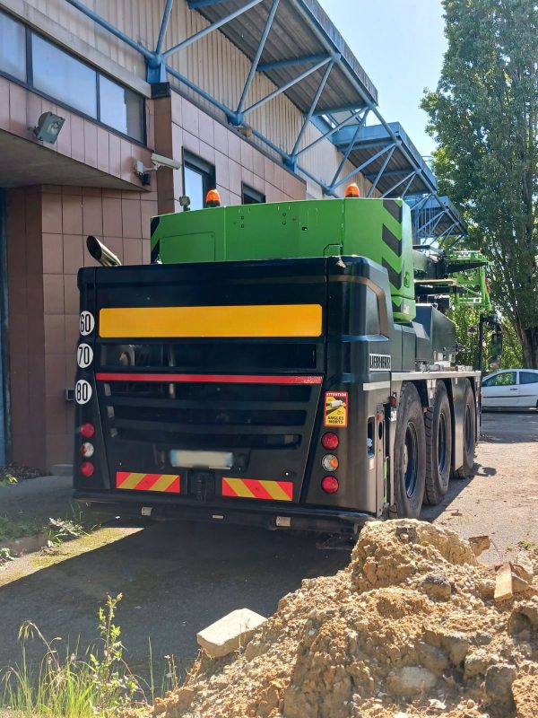 Liebherr LTC 1050-3.1 Mobile Crane