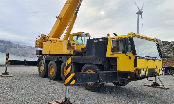 Liebherr LTM 1070 Mobile Crane