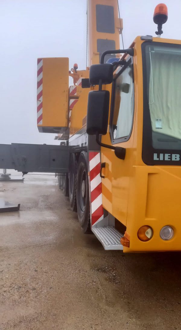 Liebherr LTM 1250-6.1 Mobile Crane
