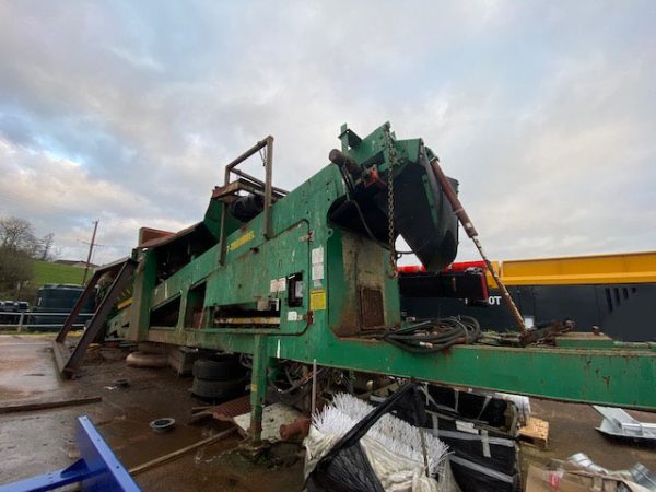 McCloskey 516 Trommel Screen