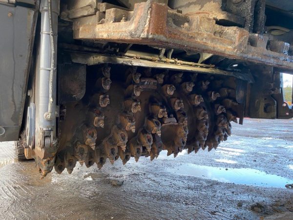 Wirtgen W 210 Fi Road Planer