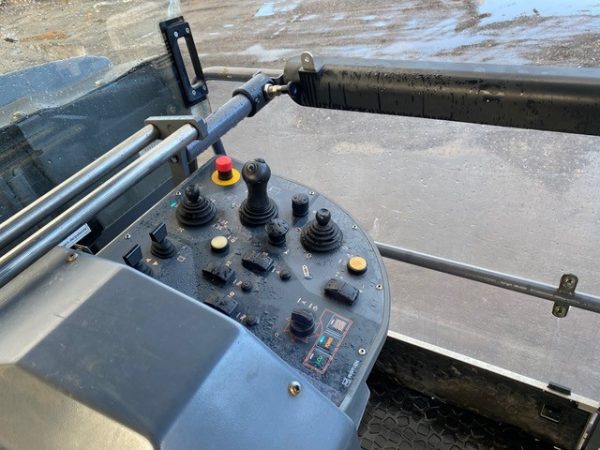 Wirtgen W 210 Fi Road Planer