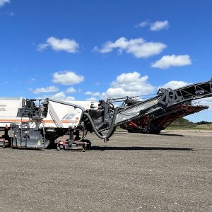Wirtgen W 210 I Road Planer