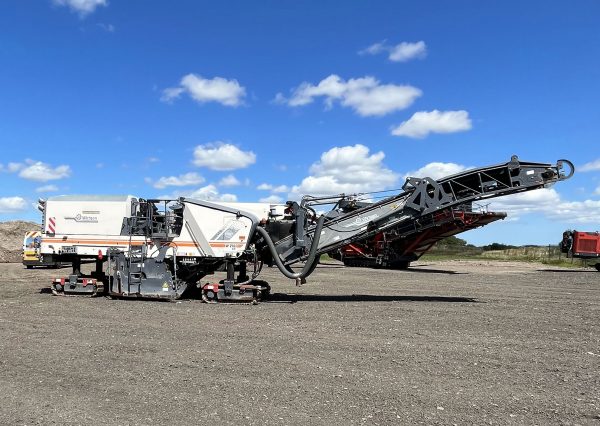 Wirtgen W 210 I Road Planer