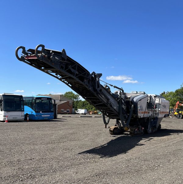 Wirtgen W 210 I Road Planer