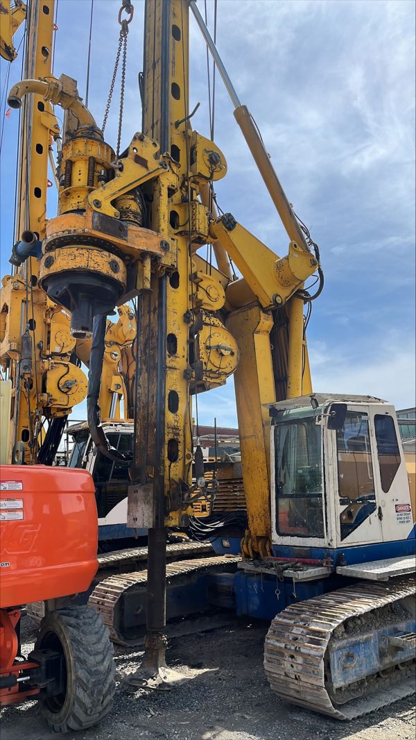 Bauer BG18 Rotary Piling Rig