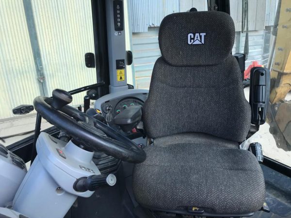Caterpillar 432F2 Backhoe Loader