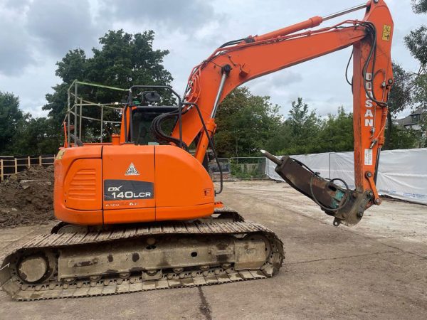 Pelle sur chenilles Doosan DX140 LCR-3