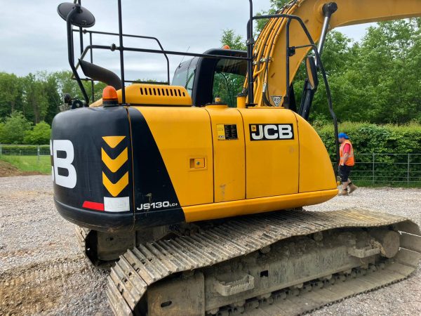 JCB JS130 LC+ Excavator