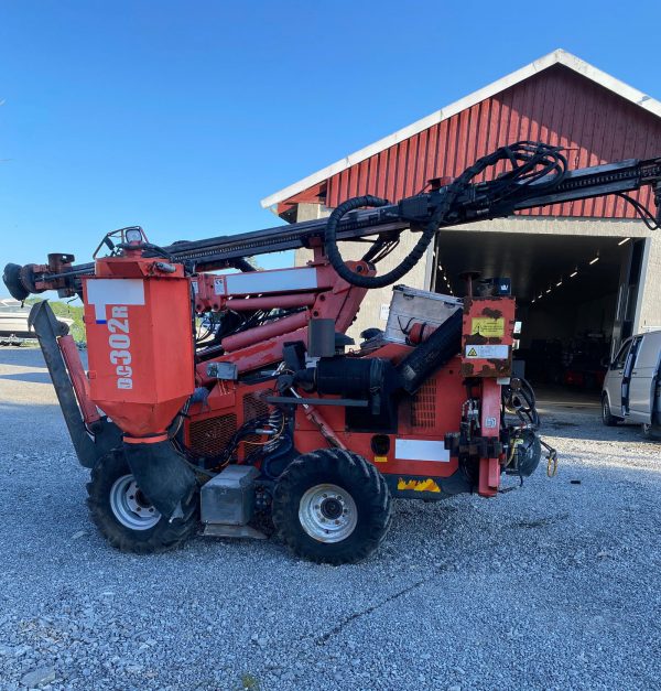 Sandvik DC302R Rock Drill