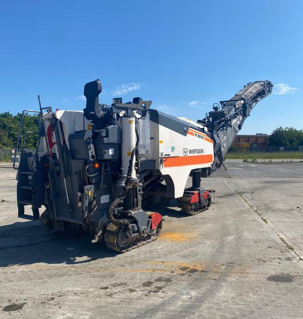 Wirtgen W 100 CFI Road Planer