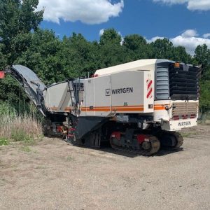 Wirtgen W 220 dan Planer Dingin