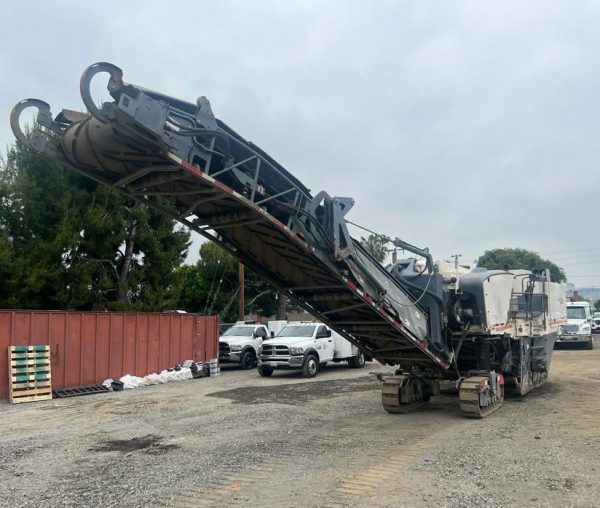 Raboteuse à froid Wirtgen W 250 i