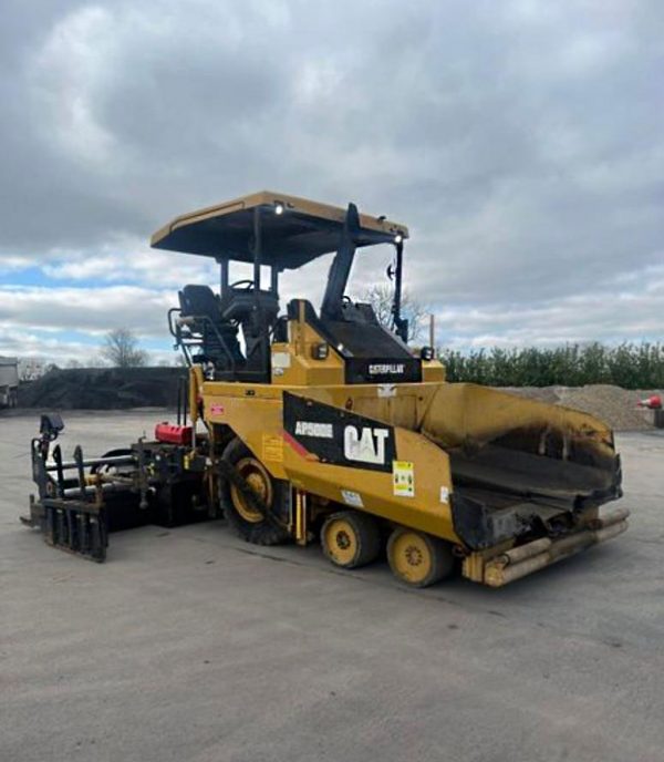 Pavimentadora Caterpillar AP500