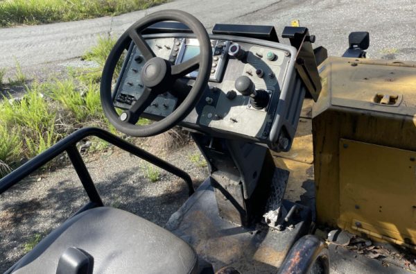 Pavimentadora CATERPILLAR AP-655D