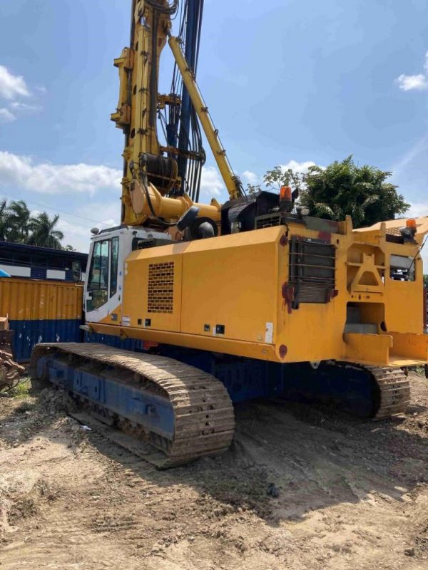Bauer BG28 Rotary Piling Rig