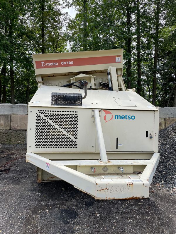 Metso CV100 Mobile Screener