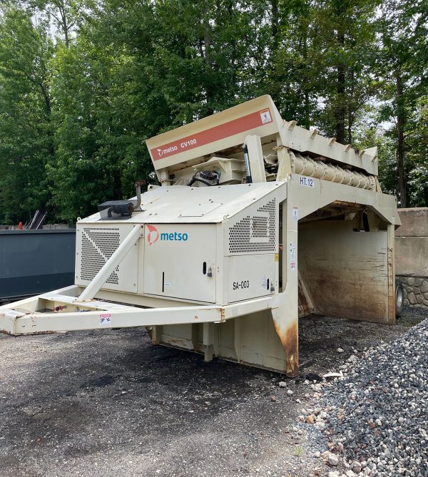 Metso CV100 Mobile Screener